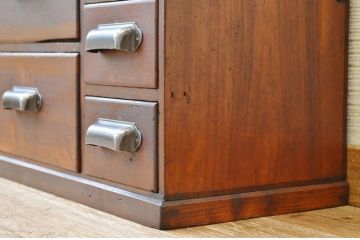 アンティーク家具　古い木のアンティーク小引き出し