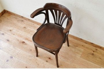アンティーク家具　アンティークベントウッドアームチェア1脚