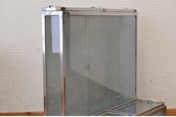 アンティーク家具　古い駄菓子屋のブリキL型ガラスケース3