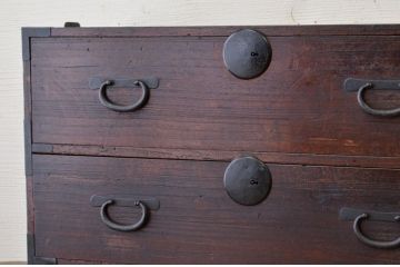 アンティーク家具　☆素敵な雰囲気!古い木の二段重ね時代箪笥