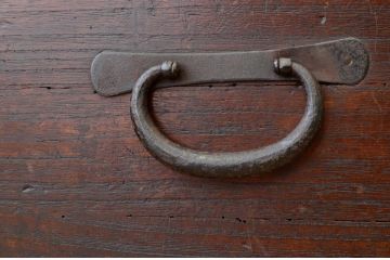 アンティーク家具　☆素敵な雰囲気!古い木の二段重ね時代箪笥