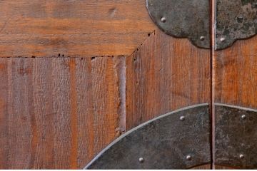 アンティーク家具　☆明治時代　総桐観音開き時代箪笥(桐箪笥、桐たんす)