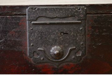 アンティーク家具　古民具　骨董　江戸時代金具の立派な時代箪笥ローチェスト