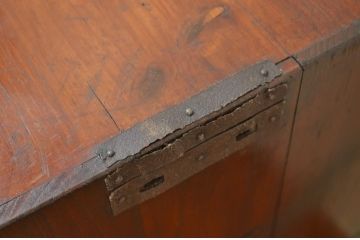 アンティーク家具　傷み有　使い込まれた時代箪笥ローボード1
