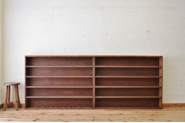 アンティーク家具　古い木の薄型アンティーク飾り棚(本棚、陳列棚)1