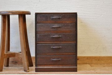 アンティーク家具　素敵な雰囲気!使い込まれたアンティーク小引き出し