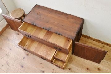 アンティーク家具　素敵な雰囲気!時代箪笥ローボード(ローチェスト)1
