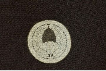 ○古い縮緬着物(正絹子供用古布)