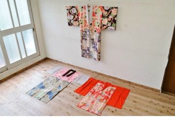 ○古い長襦袢など3枚セット(縮緬・錦紗・正絹)