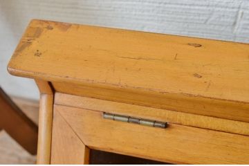 アンティーク家具　可愛いデザイン!アンティーク卓上ガラスケース