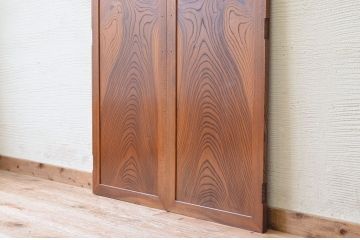 総欅!古い欅材の観音開き扉1対3