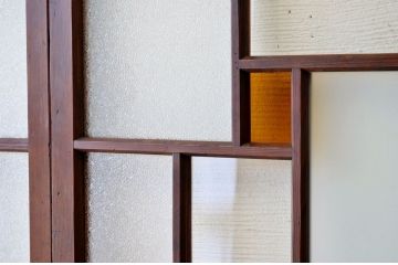 色ガラス入りのアンティーク引き戸(ガラス戸)2枚セット