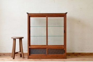 アンティーク家具　古民具　骨董　古いタバコ屋の薄型ガラスケース