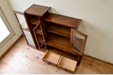 アンティーク家具　高級品!スライド扉付き変わり型特注ブックケース(本箱)