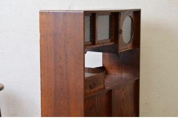 アンティーク家具　可愛いデザイン!結霜ガラスアンティーク茶箪笥