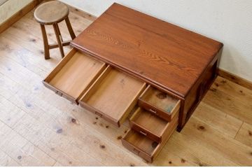 特別注文作り　凝った作りの上質な片袖机