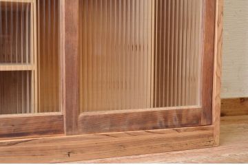 アンティーク家具　古い木味のモールガラスアンティーク下駄箱(収納棚)