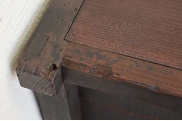アンティーク家具　★古い木のシンプルな横長アンティーク飾り棚