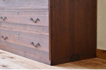 アンティーク家具　シンプルなアンティークローチェスト(ローボード)2