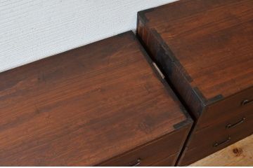 アンティーク家具　☆古いお家の二段重ね時代箪笥(チェスト)