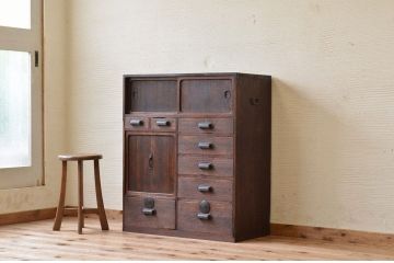 アンティーク家具　多少の傷み有り!!変わり型収納棚