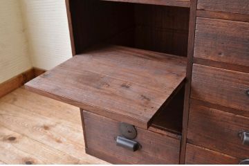 アンティーク家具　多少の傷み有り!!変わり型収納棚