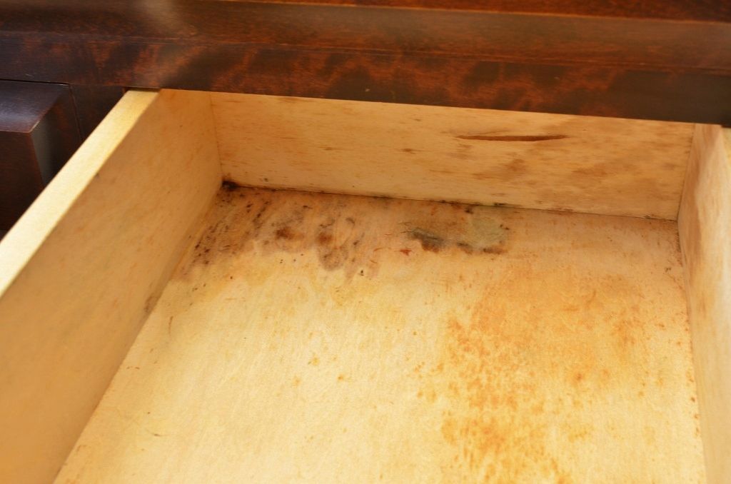 中古　北海道民芸チェスト