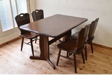 中古　カリモクダイニングテーブル