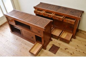 アンティーク家具　古民具　骨董　極上のコンディションの欅玉杢金沢水屋箪笥