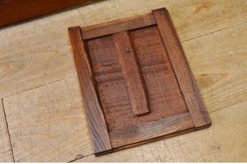 アンティーク家具　古民具　骨董　極上のコンディションの欅玉杢金沢水屋箪笥