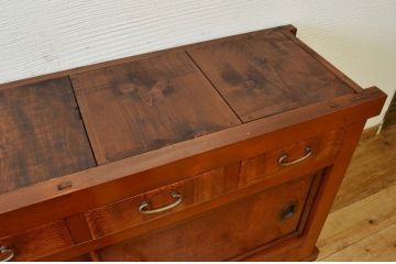 アンティーク家具　古民具　骨董　極上のコンディションの欅玉杢金沢水屋箪笥