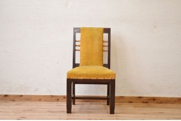 アンティーク家具　素敵なデザイン!古い写真館のシックな椅子(イス)