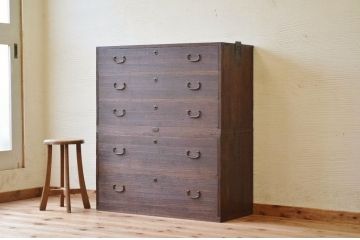 アンティーク家具　☆古い桐材の重ね箪笥(桐箪笥、桐たんす)