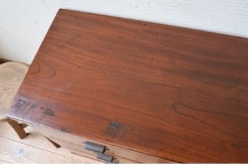 アンティーク家具　古民具骨董　特別注文造り前面玉杢の9杯引出ローチェスト(ローボード)