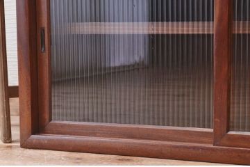 アンティーク家具　前面欅!シンプルなモールガラス収納棚(食器棚)