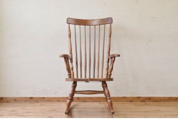 ★中古　ナラ材ロッキングチェア