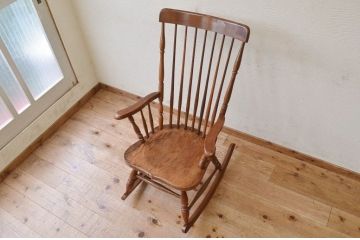 ★中古　ナラ材ロッキングチェア