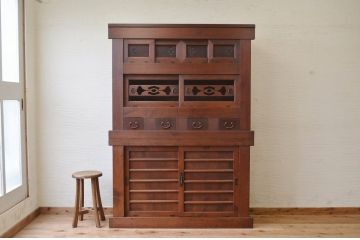 極上美品!二段重ね四尺水屋箪笥
