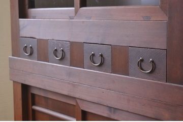 極上美品!二段重ね四尺水屋箪笥