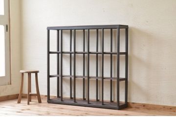 アンティーク家具　古民具　骨董　枠が栗材のシンプルな飾り棚