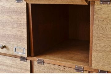 特大!ネームプレート付きパタパタ下駄箱(マス目棚)