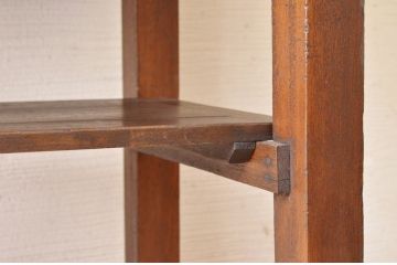 アンティーク家具　古い木のシンプルなアンティークサイドテーブル