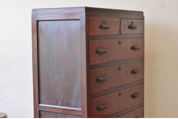 アンティーク家具　古い木のシンプルなアンティークチェスト