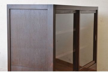 アンティーク家具　古い木のシンプルなアンティーク収納棚