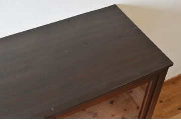 アンティーク家具　アンティーク古い木の脚付き収納棚
