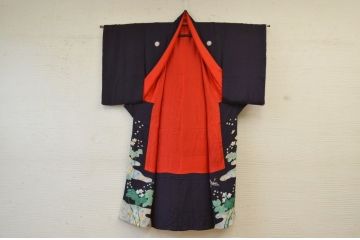 ○明治〜大正　古い縮緬着物(正絹古布)