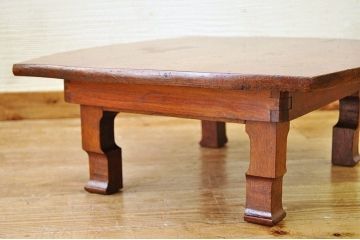 天板一枚板!古い欅材の小さなちゃぶ台