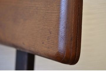 アンティーク家具　1970年代素敵なデザインのファクトリーチェア