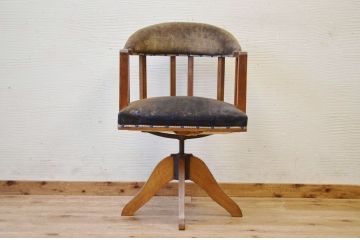 レトロ家具　ジャンク品!ナラ材のレトロな回転いす(椅子)