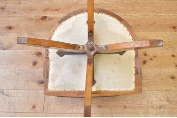 レトロ家具　ジャンク品!ナラ材のレトロな回転いす(椅子)